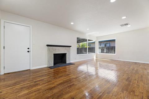 904 E Myrtle Ave, Visalia, CA 93292 photo 19