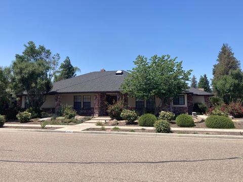 294 E Washington Ave, Tulare, CA 93274 photo 1