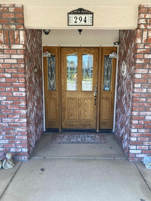 294 E Washington Ave, Tulare, CA 93274 photo 7