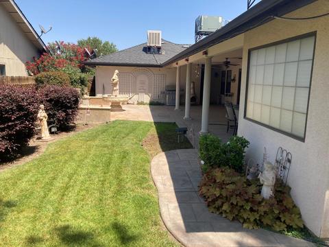 294 E Washington Ave, Tulare, CA 93274 photo 17