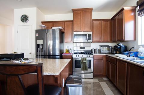 617 S Summit St, Visalia, CA 93292 photo 7