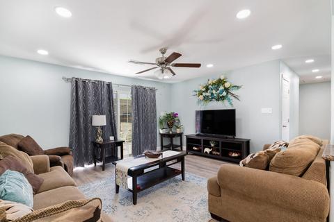 12781 Belle Haven Dr, Lemoore, CA 93245 photo 8
