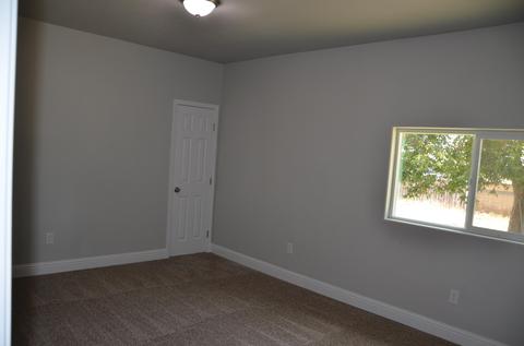 13639 18th Ave, Lemoore, CA 93245 photo 9