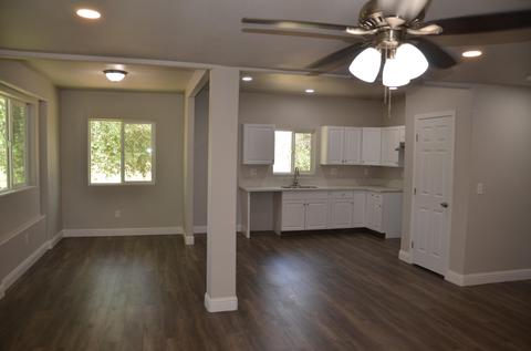 13639 18th Ave, Lemoore, CA 93245 photo 6