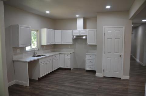 13639 18th Ave, Lemoore, CA 93245 photo 4
