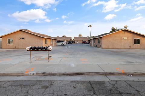 409 E Warren Ave, Bakersfield, CA 93308 photo 1