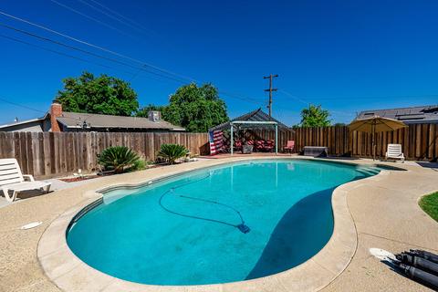 299 Spruce Pl, Lemoore, CA 93245 photo 25