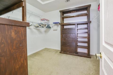 625 E Chestnut Ave, Visalia, CA 93292 photo 31