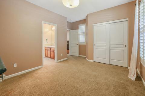 625 E Chestnut Ave, Visalia, CA 93292 photo 33