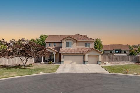 228 Del Monte Pl, Lemoore, CA 93245 photo 2