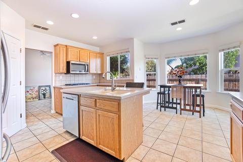 228 Del Monte Pl, Lemoore, CA 93245 photo 12