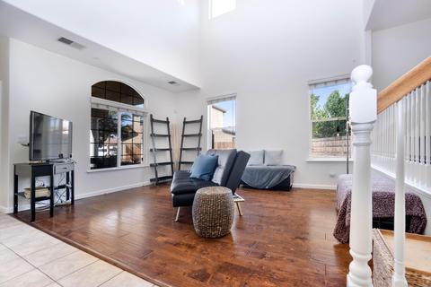 228 Del Monte Pl, Lemoore, CA 93245 photo 6