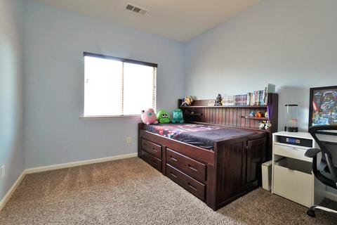 1588 Redbud St, Lemoore, CA 93245 photo 23