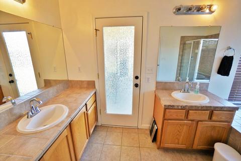 1588 Redbud St, Lemoore, CA 93245 photo 37