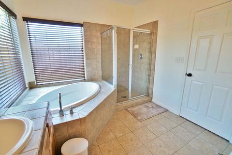 1588 Redbud St, Lemoore, CA 93245 photo 36