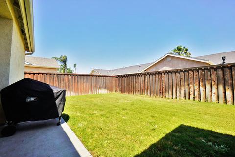 1588 Redbud St, Lemoore, CA 93245 photo 41