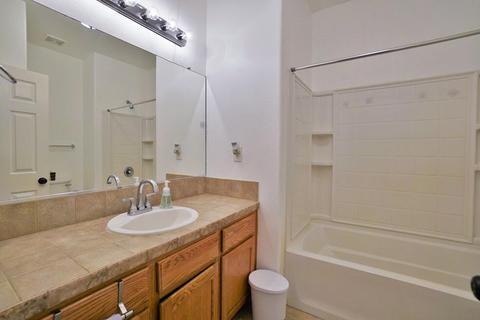 1588 Redbud St, Lemoore, CA 93245 photo 19