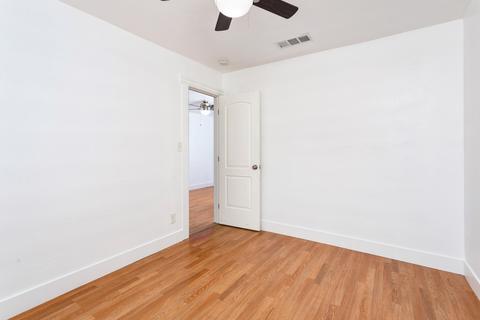 400 E 2nd St, Hanford, CA 93230 photo 14