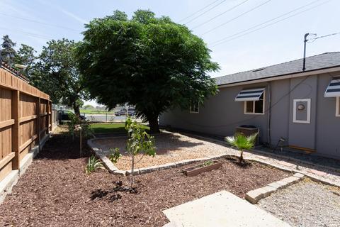 400 E 2nd St, Hanford, CA 93230 photo 28