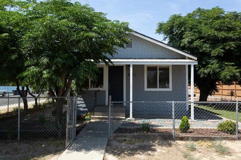 400 E 2nd St, Hanford, CA 93230 photo 40