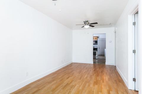 400 E 2nd St, Hanford, CA 93230 photo 12