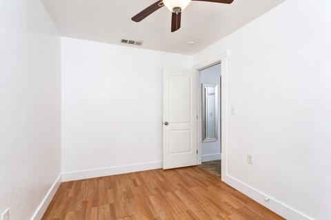 400 E 2nd St, Hanford, CA 93230 photo 20