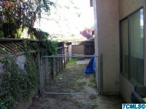 1850 E Babcock Ave, Visalia, CA 93292 photo 22