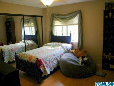 1850 E Babcock Ave, Visalia, CA 93292 photo 16
