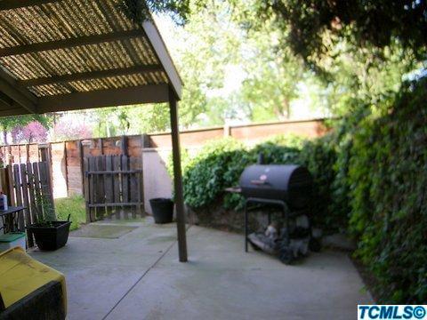 1850 E Babcock Ave, Visalia, CA 93292 photo 23