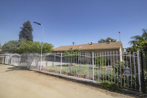 15711 Ave 332, Ivanhoe, CA 93235 photo 2