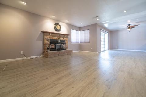 200 E Sycamore Dr, Hanford, CA 93230 photo 4