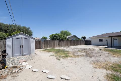 200 E Sycamore Dr, Hanford, CA 93230 photo 21