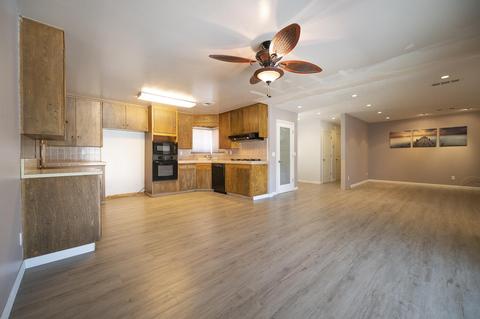 200 E Sycamore Dr, Hanford, CA 93230 photo 8