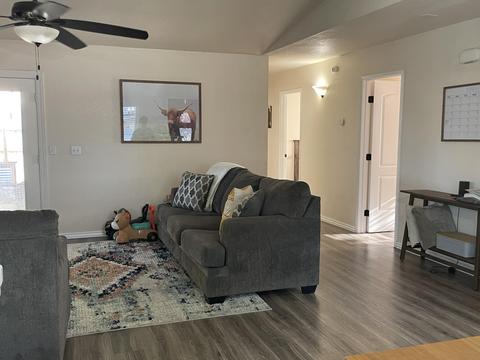151 E Berkeley Ave, Tulare, CA 93274 photo 9