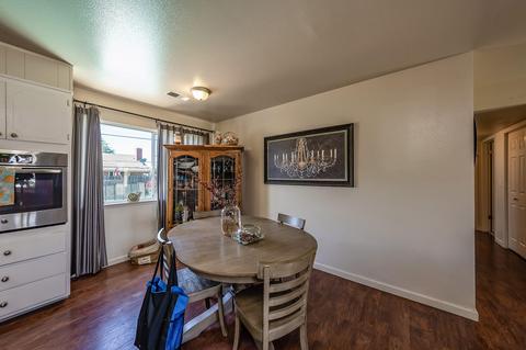 543 E Deodar Ln, Lemoore, CA 93245 photo 9
