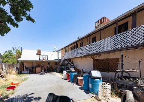 2127 E Houston Ave, Visalia, CA 93292 photo 21