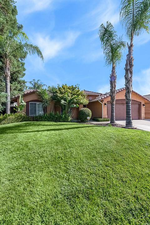 606 E Lark Ave, Visalia, CA 93292 photo 5