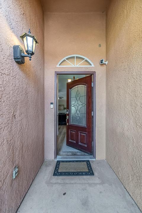606 E Lark Ave, Visalia, CA 93292 photo 8