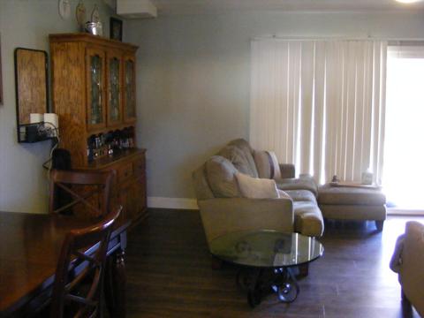 1039 N Enos St, Visalia, CA 93292 photo 7
