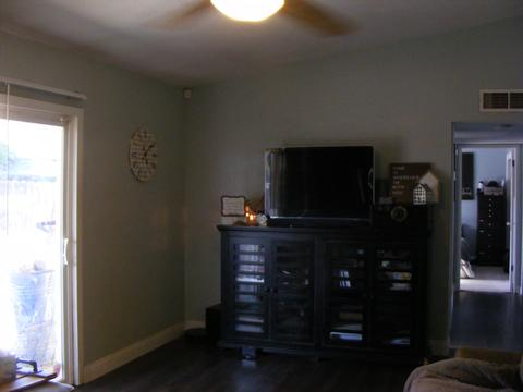 1039 N Enos St, Visalia, CA 93292 photo 9