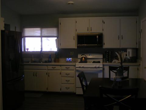 1039 N Enos St, Visalia, CA 93292 photo 12