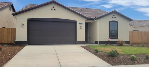 1135 E Seeger Ave, Visalia, CA 93292 photo 1
