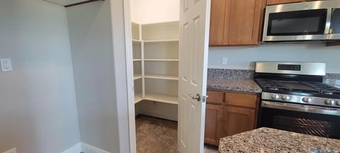 1135 E Seeger Ave, Visalia, CA 93292 photo 4
