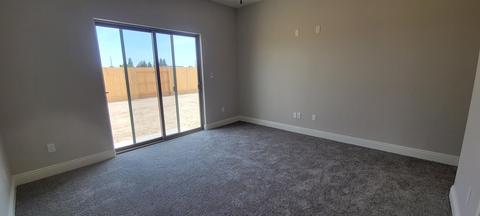1135 E Seeger Ave, Visalia, CA 93292 photo 8
