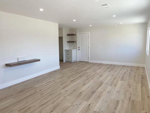111 Whittier Ct, Exeter, CA 93221 photo 3