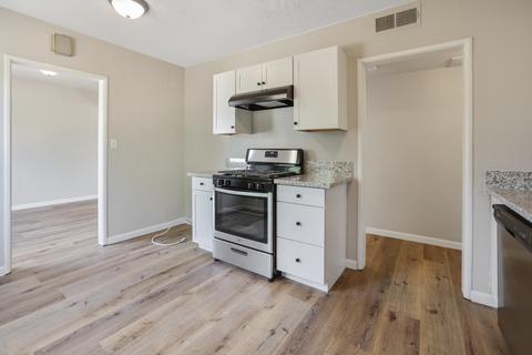 3148 E Cathie Ct, Visalia, CA 93292 photo 13