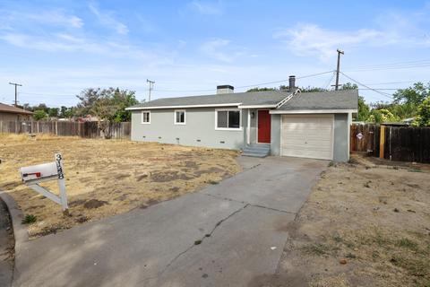 3148 E Cathie Ct, Visalia, CA 93292 photo 4