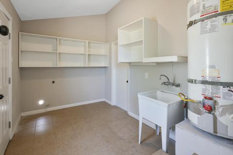 3148 E Cathie Ct, Visalia, CA 93292 photo 20