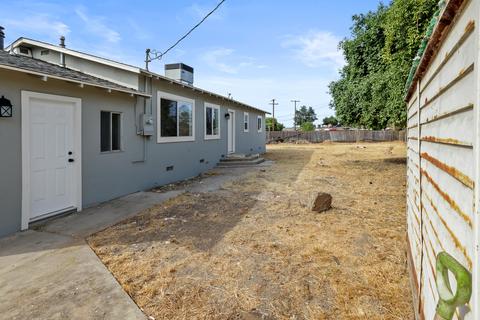 3148 E Cathie Ct, Visalia, CA 93292 photo 24