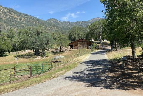 43686 Tyler Creek Dr, California Hot Springs, CA 93207